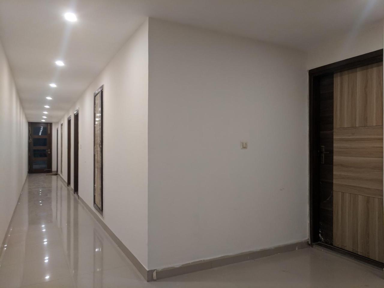 Pride Home Nayagaon Extérieur photo